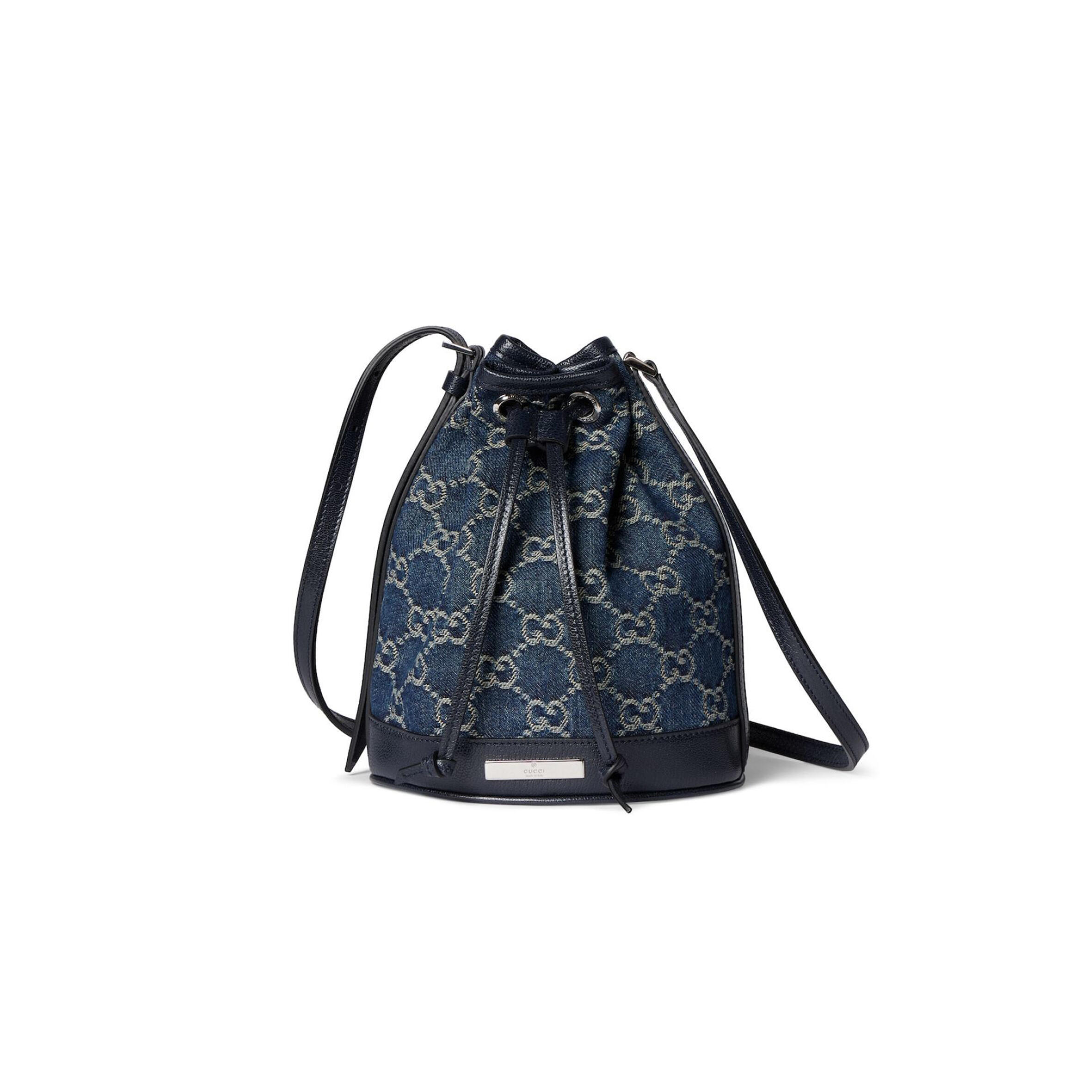 GUCCI MINI BUCKET BAG WITH GUCCI PLAQUE 875802 (19.5*15.5*10.5cm)